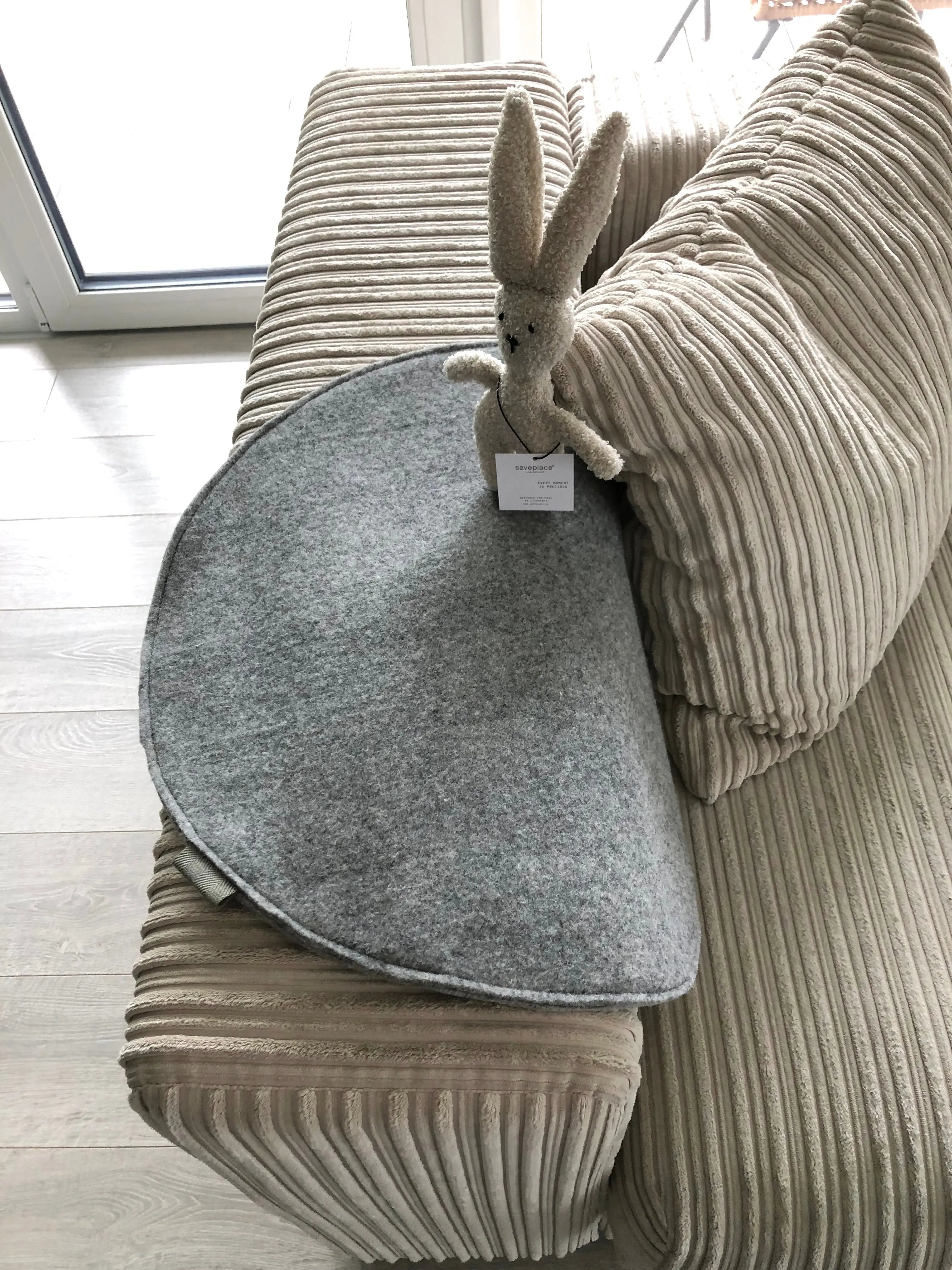 Saveplace® Round Pet Bed 'FULL MOON' - 2 Sizes Grey Chaos