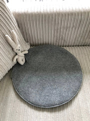 Saveplace® Round Pet Bed 'FULL MOON' -  2 Sizes Grey Chaos
